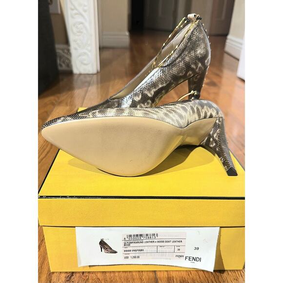 Fendi Anello Karung Pumps Heels EU 39 Goat Leather New In Box - Picture 8 of 9